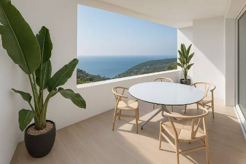 Viva com Conforto e Estilo: Apartamento T3 com Duas Suítes e Varanda em Sesimbra