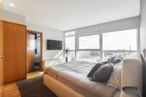 Apartamento T3 Duplex de Luxo com Vista Panorâmica sobre o Rio Tejo - Parque das Nações