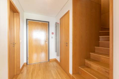 Apartamento T3 Duplex de Luxo com Vista Panorâmica sobre o Rio Tejo - Parque das Nações