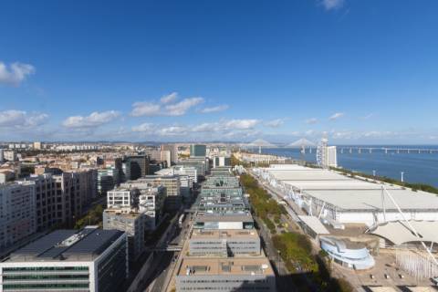 Apartamento T3 Duplex de Luxo com Vista Panorâmica sobre o Rio Tejo - Parque das Nações
