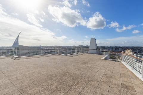 Apartamento T3 Duplex de Luxo com Vista Panorâmica sobre o Rio Tejo - Parque das Nações