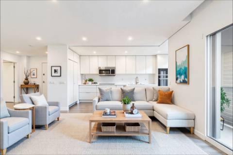 Apartamento T5 duplex na Urbanização Nossa Sra da Atalaia