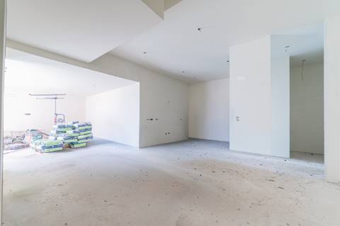 Apartamento T3 em condomínio fechado no Monte Estoril