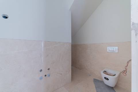 Apartamento T3 duplex no Condomínio Páteo Monte Estoril