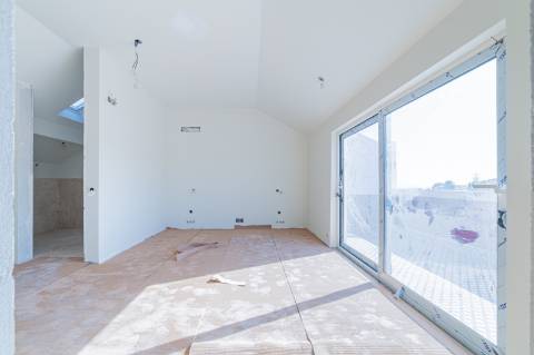 Apartamento T3 duplex no Condomínio Páteo Monte Estoril