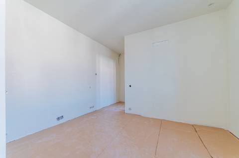 Apartamento T3 duplex no Condomínio Páteo Monte Estoril