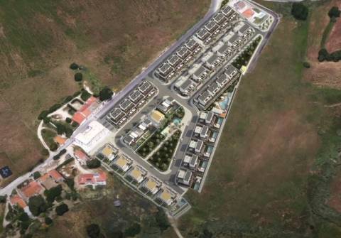 Moradia T3+1 de Luxo com Piscina e Jardim Privativo - Quinta da Armadora, Costa da Caparica