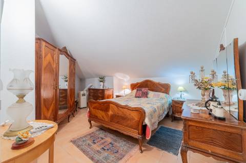 Moradia T2+3 Mobilada em Azeitão