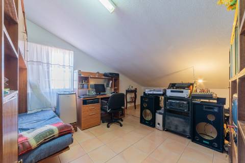 Moradia T2+3 Mobilada em Azeitão