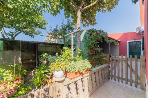 Moradia T2+3 Mobilada em Azeitão