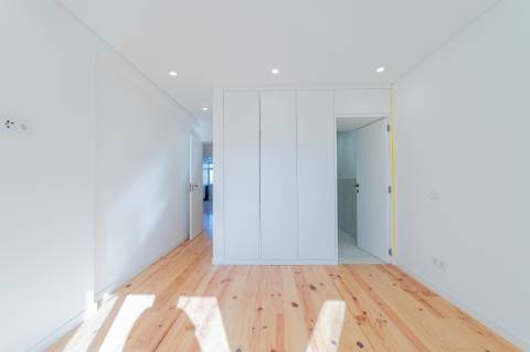 T2 em condomínio fechado no Monte Estoril