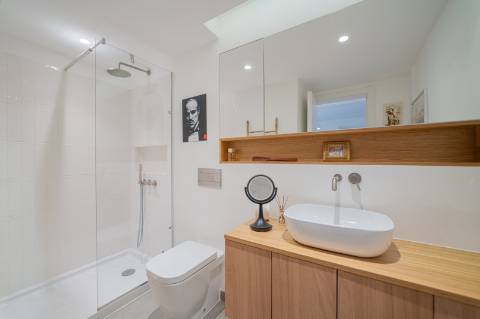 Apartamento T2+1 com jardim privativo no Condomínio Jardins do Mar, Sesimbra