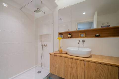 Apartamento T2+1 com jardim privativo no Condomínio Jardins do Mar, Sesimbra