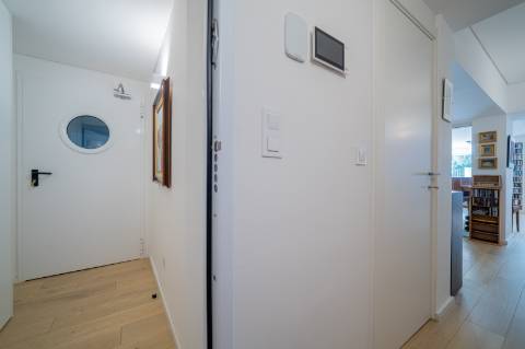 Apartamento T2+1 com jardim privativo no Condomínio Jardins do Mar, Sesimbra