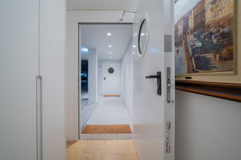 Apartamento T2+1 com jardim privativo no Condomínio Jardins do Mar, Sesimbra