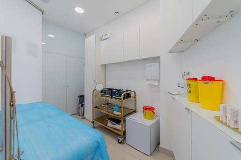 Trespasse de Salão de Beleza - Localização Premium na Avenida Casal Ribeiro, Lisboa