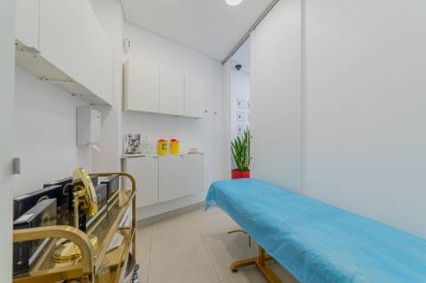 Trespasse de Salão de Beleza - Localização Premium na Avenida Casal Ribeiro, Lisboa