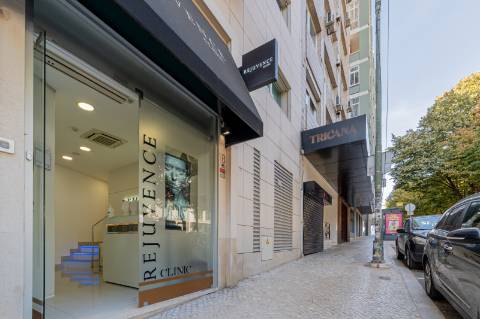 Trespasse de Salão de Beleza - Localização Premium na Avenida Casal Ribeiro, Lisboa