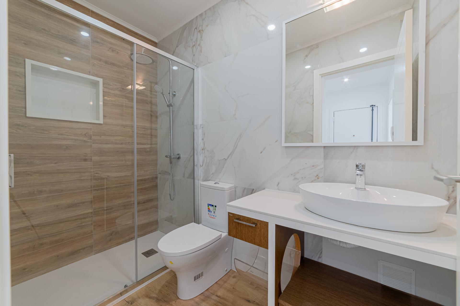 T2 Totalmente Remodelado - Rua Comandante António Feio, Almada