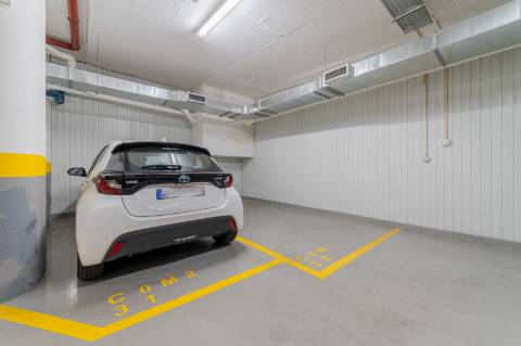 Trespasse de Salão de Beleza - Localização Premium na Avenida Casal Ribeiro, Lisboa