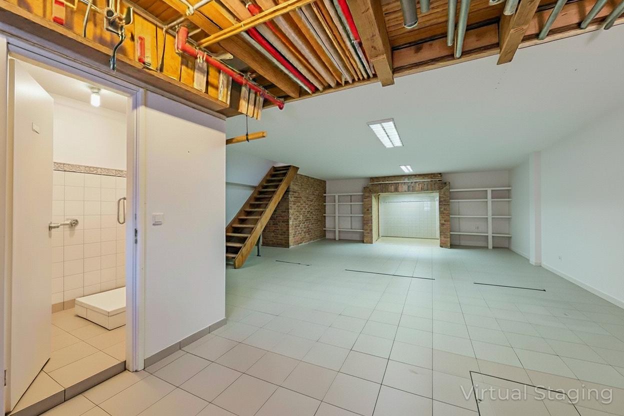 Armazém amplo em Campo de Ourique