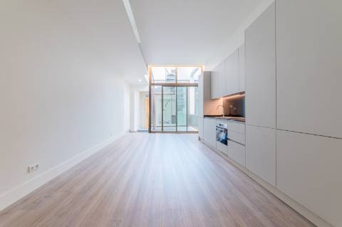 Apartamento T1 Avenidas Novas