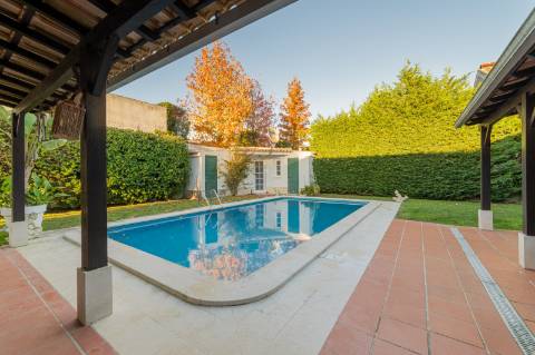 Moradia T5 na Verdizela com 400m2, num terreno total de 1.200m2