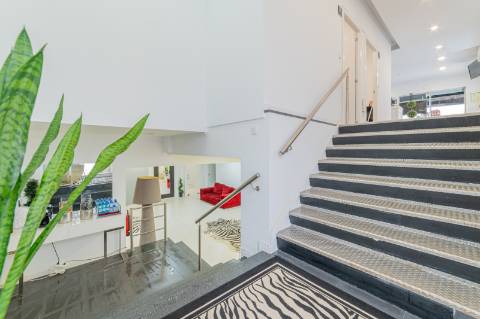 Trespasse de Clínica de Beleza - Localização Premium em Almada