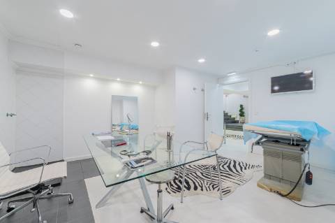 Trespasse de Clínica de Beleza - Localização Premium em Almada