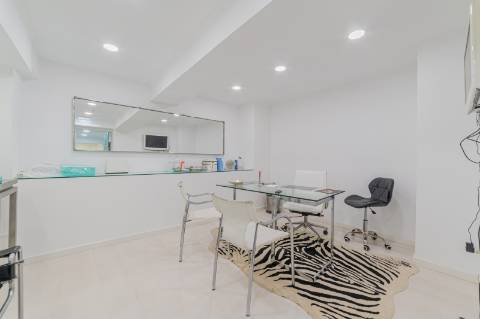 Trespasse de Clínica de Beleza - Localização Premium em Almada