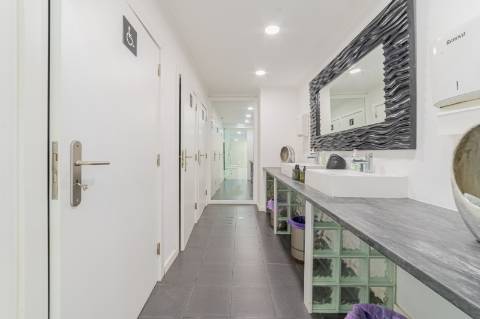 Trespasse de Clínica de Beleza - Localização Premium em Almada