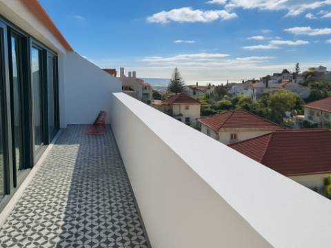 Apartamento T3 Duplex Monte Estoril vista Mar