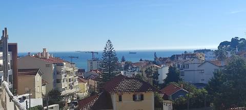 Apartamento T3 Duplex Monte Estoril vista Mar