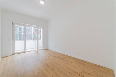 T2 Totalmente Remodelado - Rua Comandante António Feio, Almada