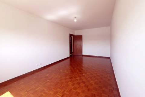 Arrendamento - Apartamento T2 nas Olaias