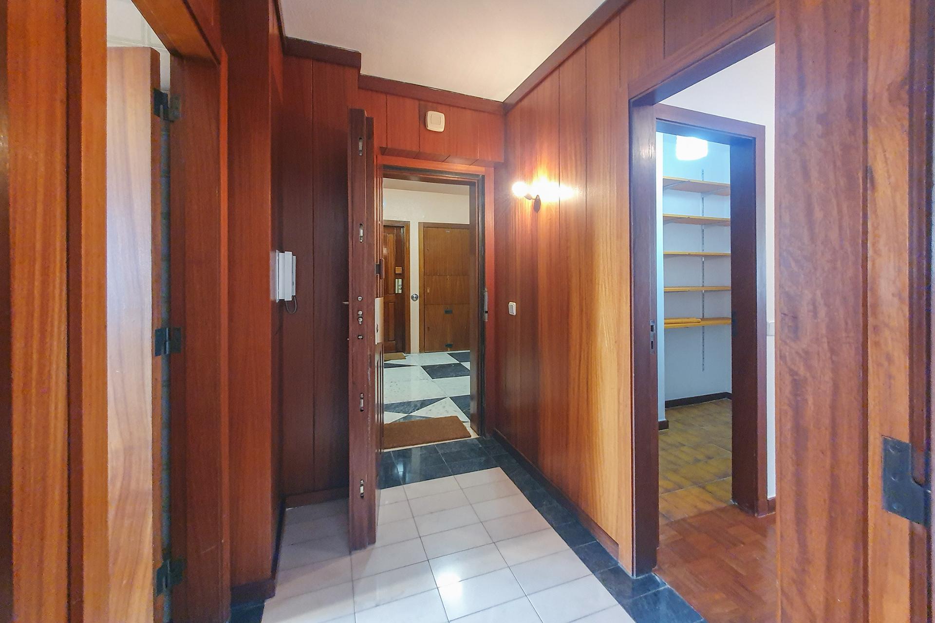 Arrendamento - Apartamento T2 nas Olaias