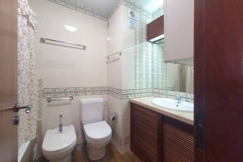 Arrendamento - Apartamento T2 nas Olaias