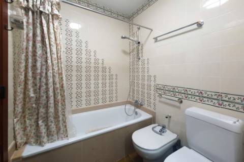 Arrendamento - Apartamento T2 nas Olaias