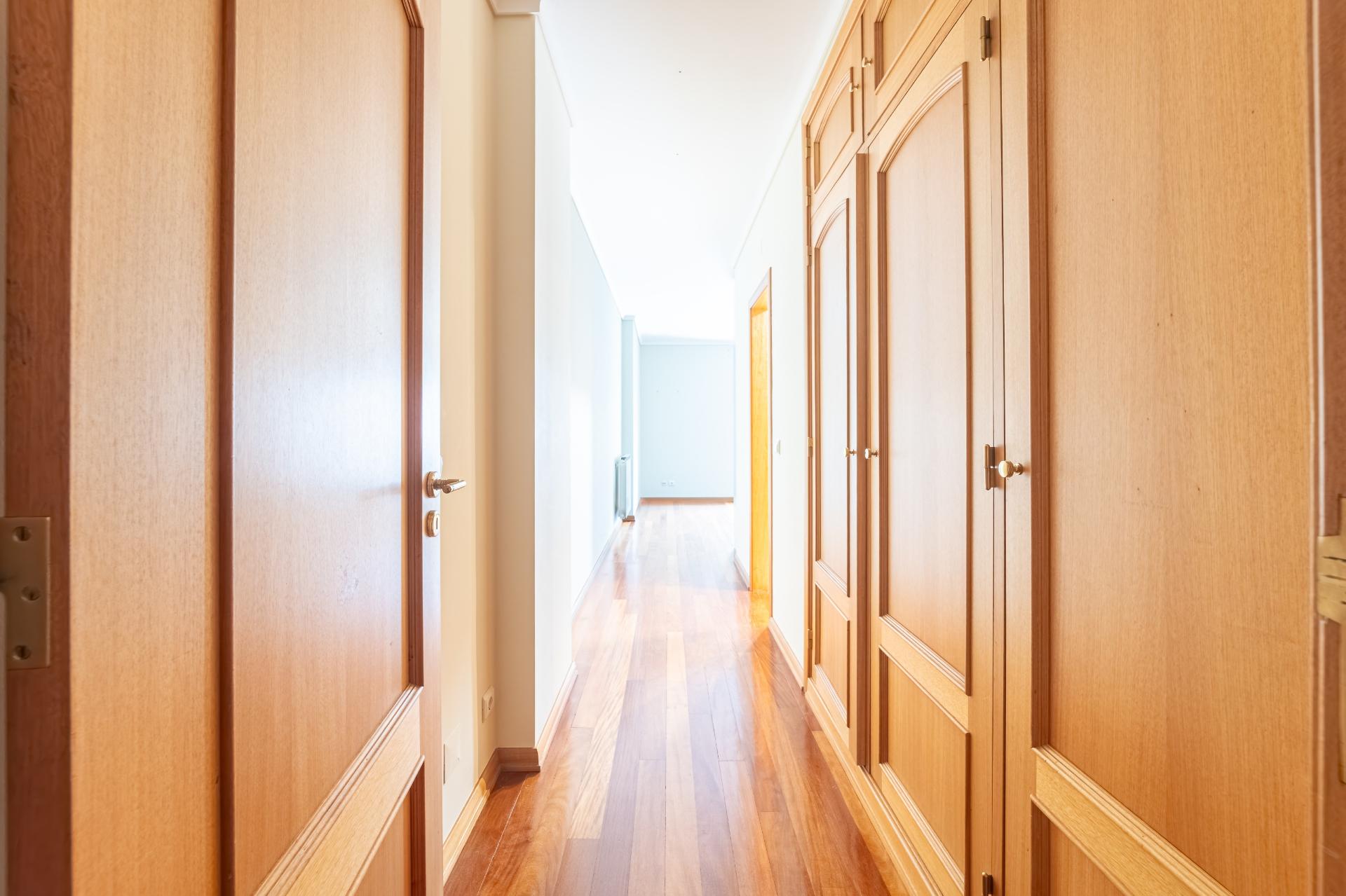 T2 com BOX Urbanização Jardins da Parede