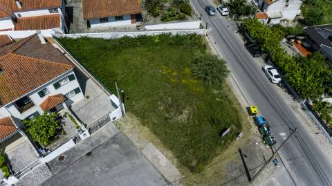 Terreno com 380m² em Almoinha Sesimbra