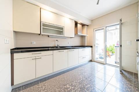 T3 Exclusivo com Terraço e Vista Deslumbrante sobre Lisboa - Senhora do Monte, Graça