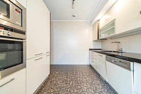 T3 Exclusivo com Terraço e Vista Deslumbrante sobre Lisboa - Senhora do Monte, Graça