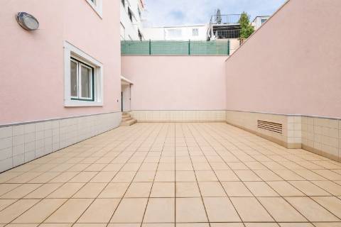 T3 Exclusivo com Terraço e Vista Deslumbrante sobre Lisboa - Senhora do Monte, Graça