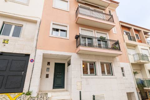 T3 Exclusivo com Terraço e Vista Deslumbrante sobre Lisboa - Senhora do Monte, Graça