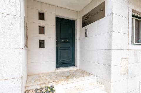 T3 Exclusivo com Terraço e Vista Deslumbrante sobre Lisboa - Senhora do Monte, Graça