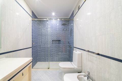 T3 Exclusivo nas Colinas do Cruzeiro: Luz, espaço e sofisticação numa das zonas mais prestigiadas da Grande Lisboa