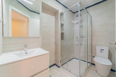 Prédio Reabilitado no Centro Histórico de Setúbal com 6 Apartamentos