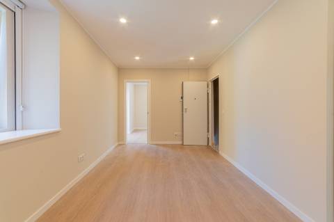 Prédio Reabilitado no Centro Histórico de Setúbal com 6 Apartamentos