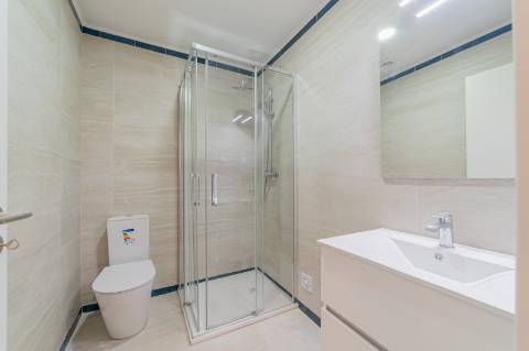 Prédio Reabilitado no Centro Histórico de Setúbal com 6 Apartamentos