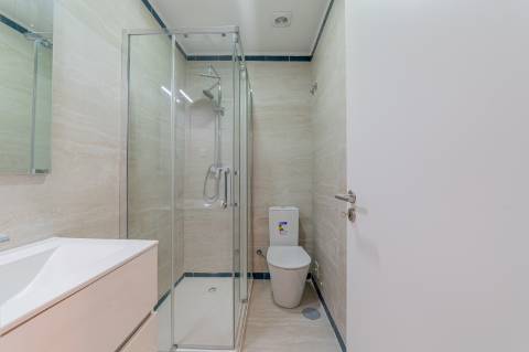 Prédio Reabilitado no Centro Histórico de Setúbal com 6 Apartamentos